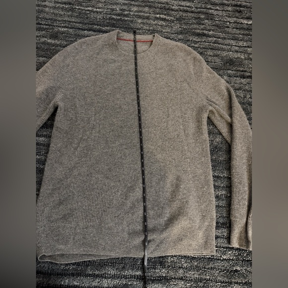 Alex Mill Jordan Sweater in Lightweight Cashmere - Picture 8 of 9